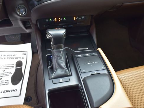Used 2021 Lexus ES 250 w/ Premium Package image 18