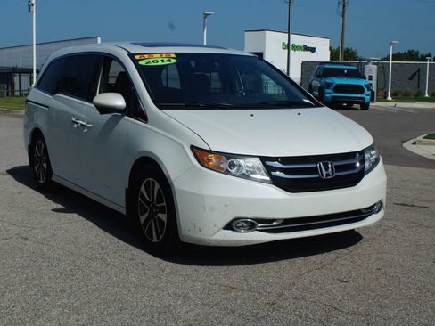 Used 2014 Honda Odyssey Touring image 2
