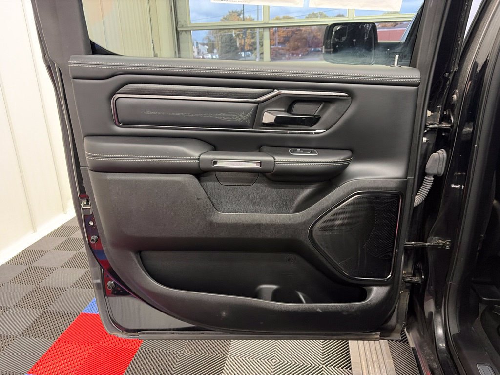 Used 2022 RAM 1500 Limited AWD/4WD image 12