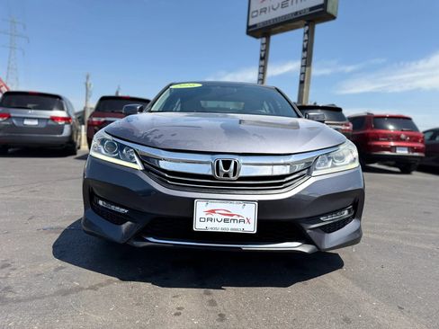 Used 2016 Honda Accord EX image 16