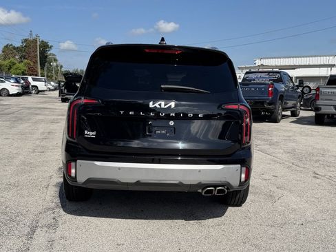 Certified 2024 Kia Telluride EX FWD image 6