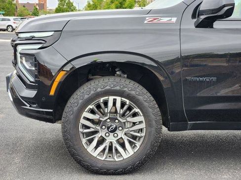 Used 2025 Chevrolet Tahoe Z71 AWD/4WD image 10