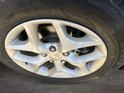 Used 2018 Chrysler Pacifica Touring-L Plus w/ Tire & Wheel Group FWD image 19