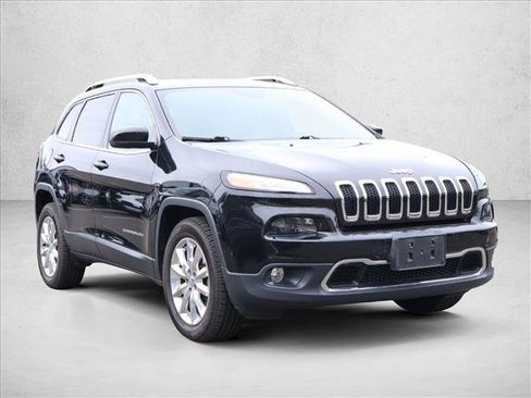 Used 2016 Jeep Cherokee Limited w/ Trailer Tow Group AWD/4WD image 3