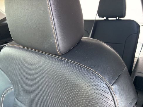 Used 2020 Chevrolet Traverse Premier w/ Redline Edition image 9