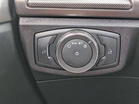 Used 2017 Ford Fusion SE FWD image 23