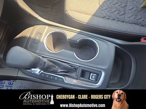 Used 2023 Chevrolet Equinox LT AWD/4WD image 22