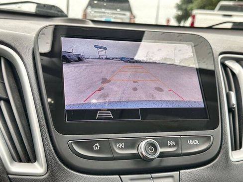 Used 2024 Chevrolet Malibu LT FWD image 14