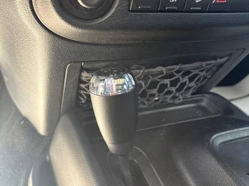 Used 2012 Jeep Wrangler Unlimited Rubicon AWD/4WD image 24