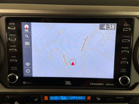 Used 2023 Toyota Tacoma Limited image 3