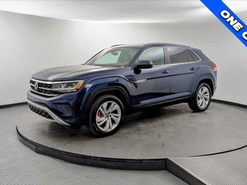 Used 2021 Volkswagen Atlas Cross Sport SEL image 2