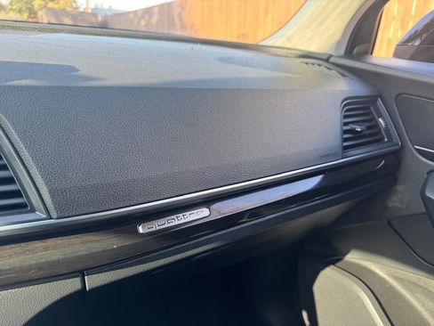 Used 2018 Audi Q5 2.0T Premium Plus w/ Premium Plus Package image 24