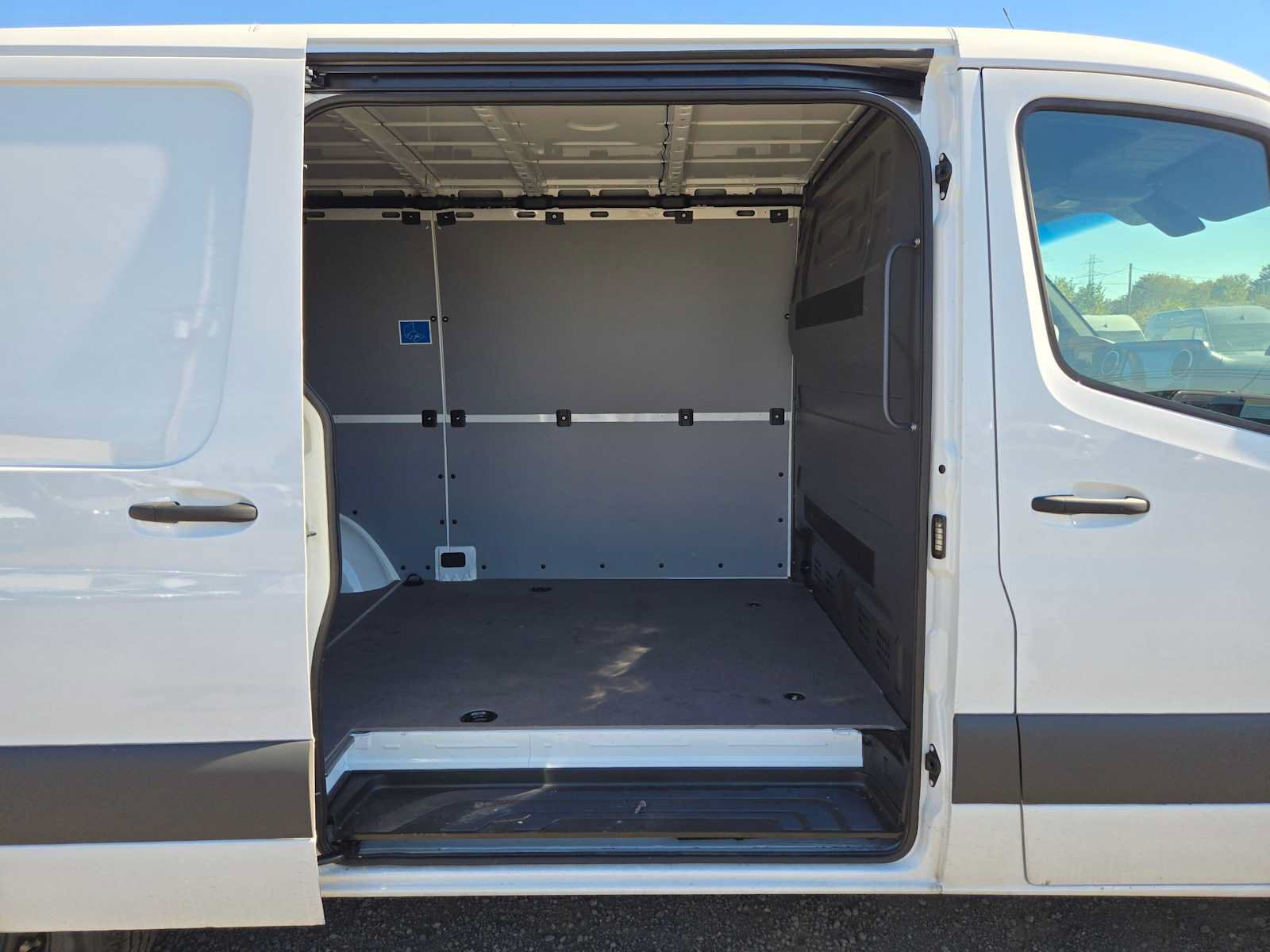 Used 2026 Mercedes-Benz Sprinter 2500 image 12