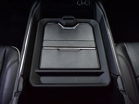 Used 2024 RAM 2500 Limited AWD/4WD image 43