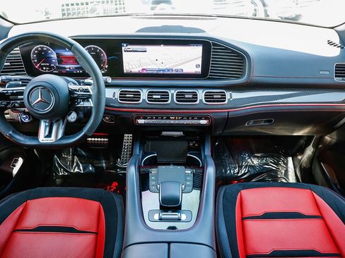 Used 2024 Mercedes-Benz GLE 53 AMG 4MATIC image 10