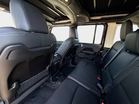 New 2026 Jeep Wrangler Unlimited Rubicon image 18