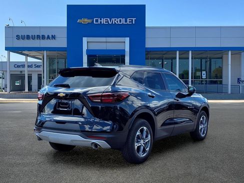 New 2026 Chevrolet Blazer LT w/ Convenience Package FWD image 4