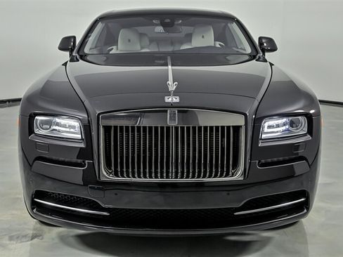 Used 2015 Rolls-Royce Wraith RWD image 3
