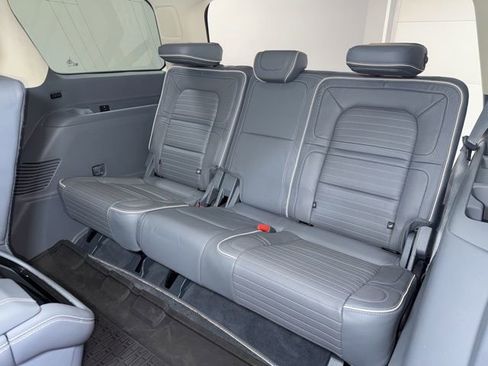 Used 2019 Lincoln Navigator Black Label w/ Cargo Package AWD/4WD image 29