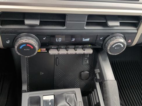 Used 2024 Toyota Tacoma SR5 AWD/4WD image 26