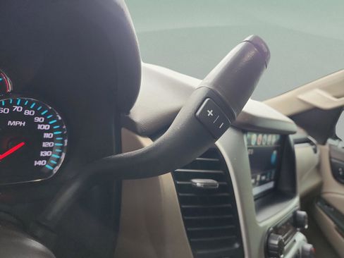 Used 2020 GMC Yukon SLT w/ Premium Edition image 14