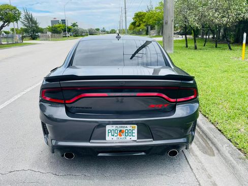 Used 2021 Dodge Charger Scat Pack RWD image 4