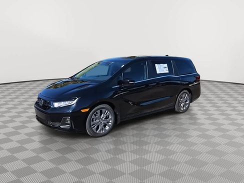New 2026 Honda Odyssey Touring image 4