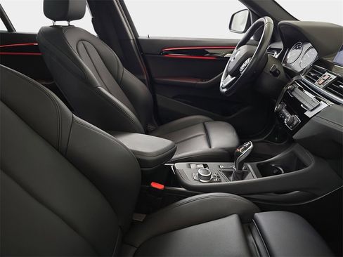 Used 2020 BMW X1 xDrive28i w/ Convenience Package image 11