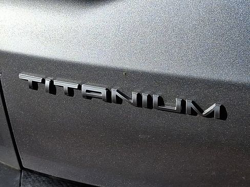 Used 2021 Ford Escape Titanium AWD/4WD image 9