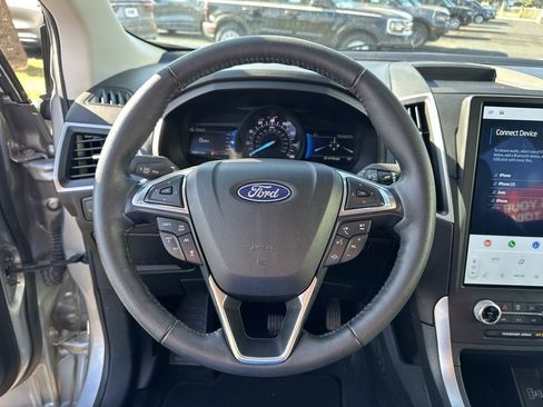 Used 2022 Ford Edge SEL w/ Convenience Package image 13
