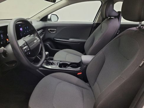 Used 2025 Kia K4 FWD image 17