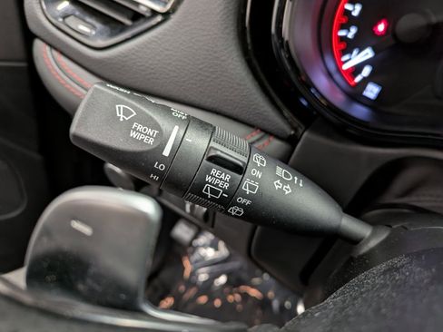 Used 2025 Dodge Durango GT image 16