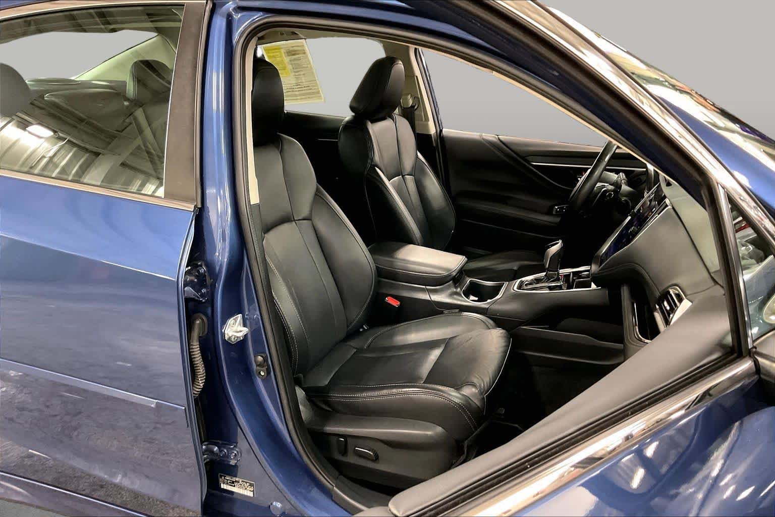 Used 2022 Subaru Legacy Limited AWD/4WD image 9