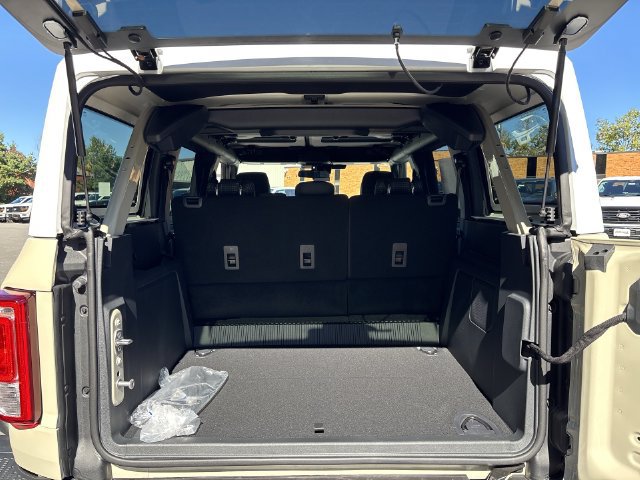 New 2026 Ford Bronco Heritage Edition AWD/4WD image 23