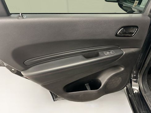 Used 2025 Dodge Durango GT image 27