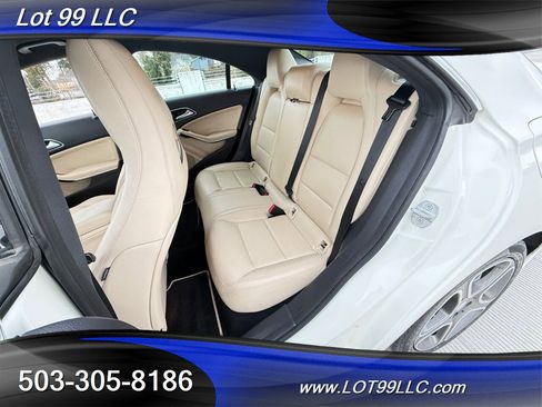 Used 2014 Mercedes-Benz CLA 250 image 16