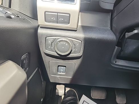 Used 2017 Ford F150 Lariat AWD/4WD image 17