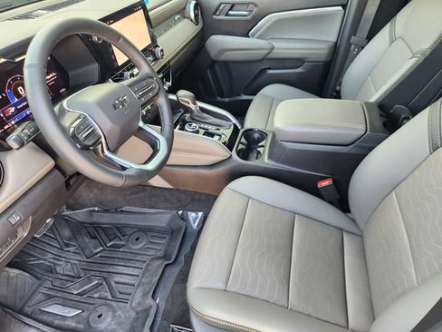 Used 2026 Chevrolet Colorado ZR2 AWD/4WD image 5