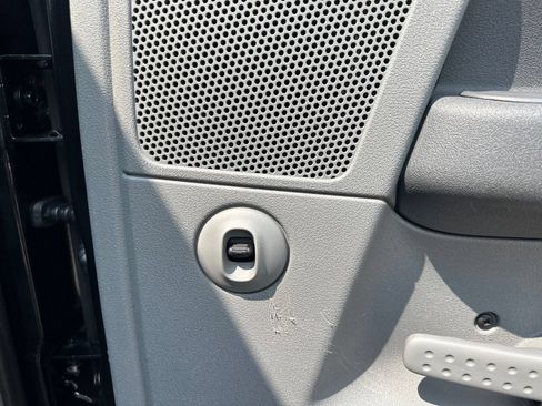 Used 2006 Dodge Ram 1500 Truck SLT RWD image 27