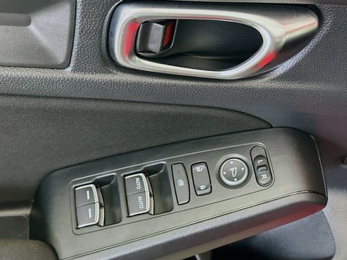 Used 2025 Honda Civic Sport image 15