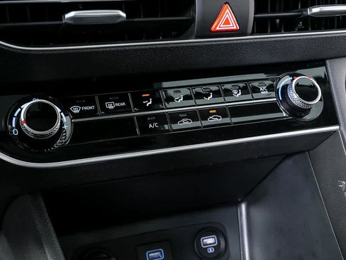 Certified 2023 Hyundai Sonata SE w/ Cargo Package image 15