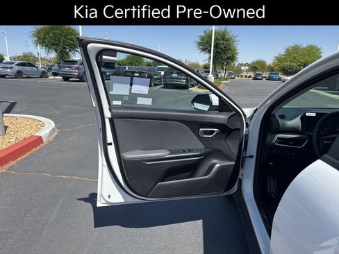 Certified 2025 Kia K4 FWD image 14