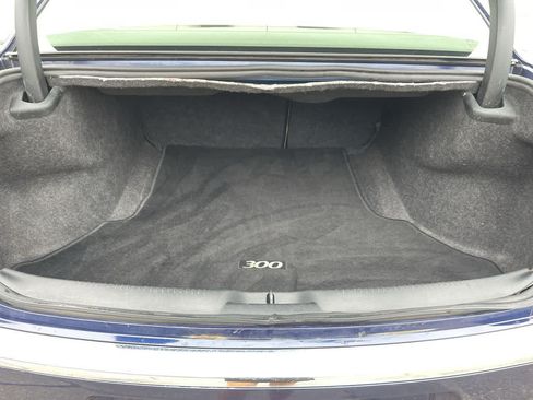 Used 2014 Chrysler 300 C AWD/4WD image 17