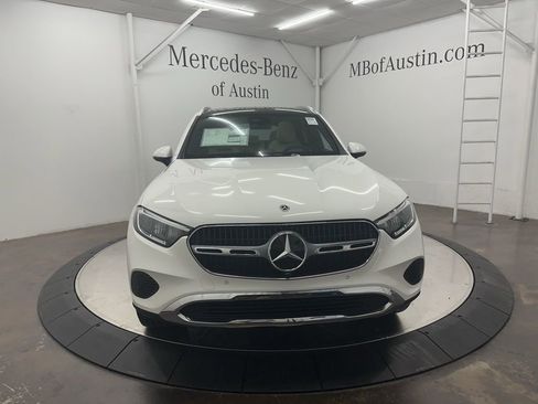 New 2026 Mercedes-Benz GLC 300 image 2