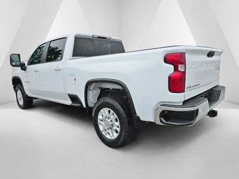 Used 2023 Chevrolet Silverado 2500 LT AWD/4WD image 7