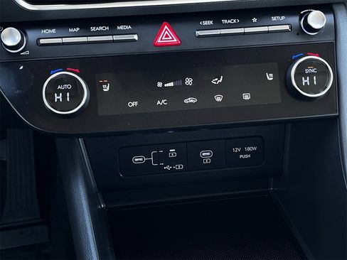 Used 2025 Hyundai Sonata SEL image 18