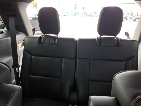 Used 2026 Ford Explorer ST-Line w/ ST-Line Street Pack RWD image 15