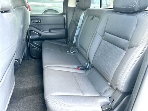 Used 2022 Nissan Frontier SV RWD image 23