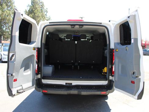 Used 2017 Ford Transit 350 XLT RWD image 27