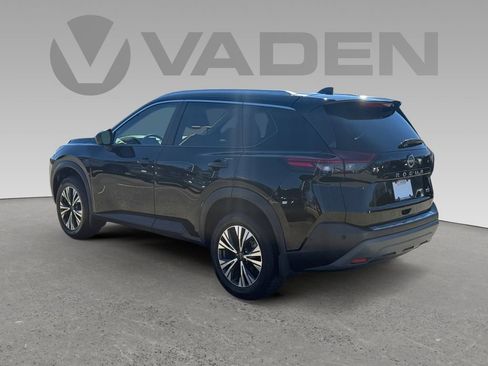 Used 2023 Nissan Rogue SV w/ SV Premium B Package image 26